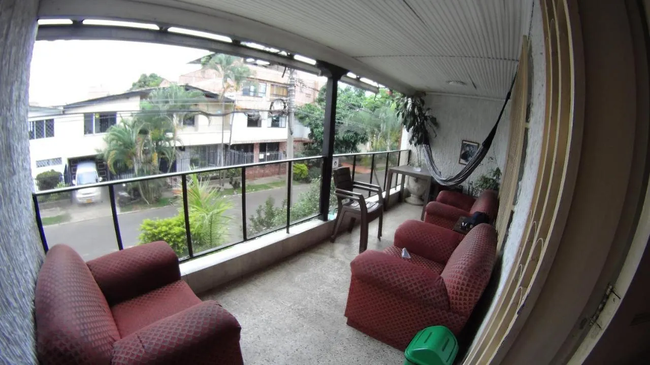 Basico Medellin Hostel Guest house