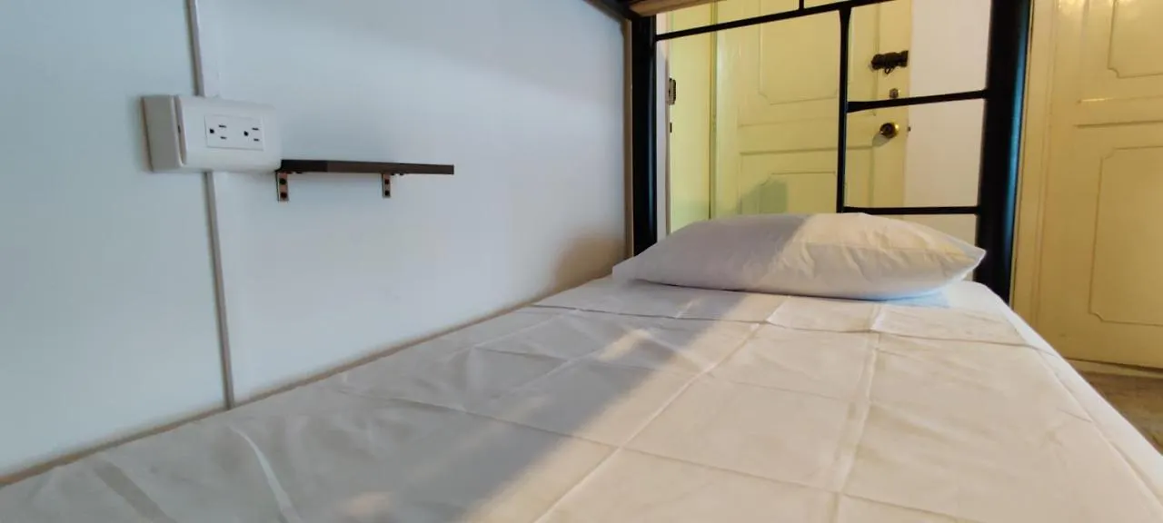 Basico Medellin Hostel Guest house