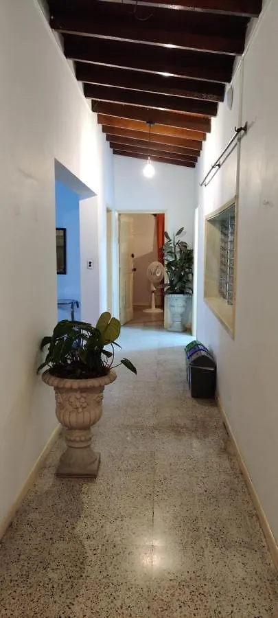 Basico Medellin Hostel 0*,  Colombia